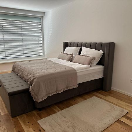 Luxury Apartment - Astro Dunajská Streda Eksteriør billede