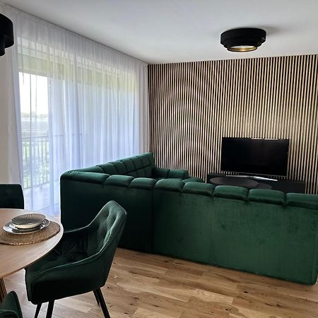 Luxury Apartment - Astro Dunajská Streda Eksteriør billede
